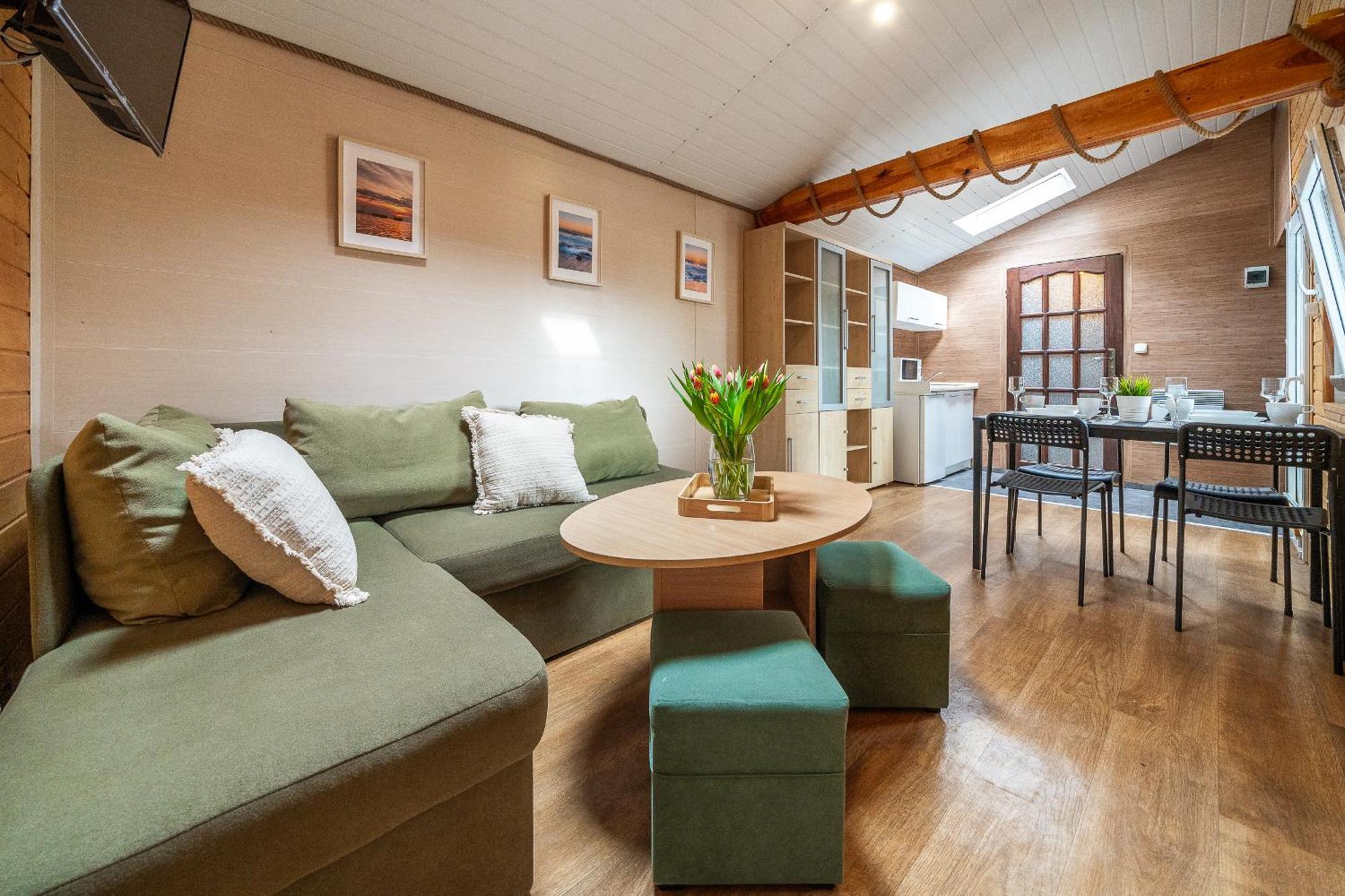 Max Apartamenty - Pokoje - Domki - Restauracja - Basen Mielno  Exteriér fotografie