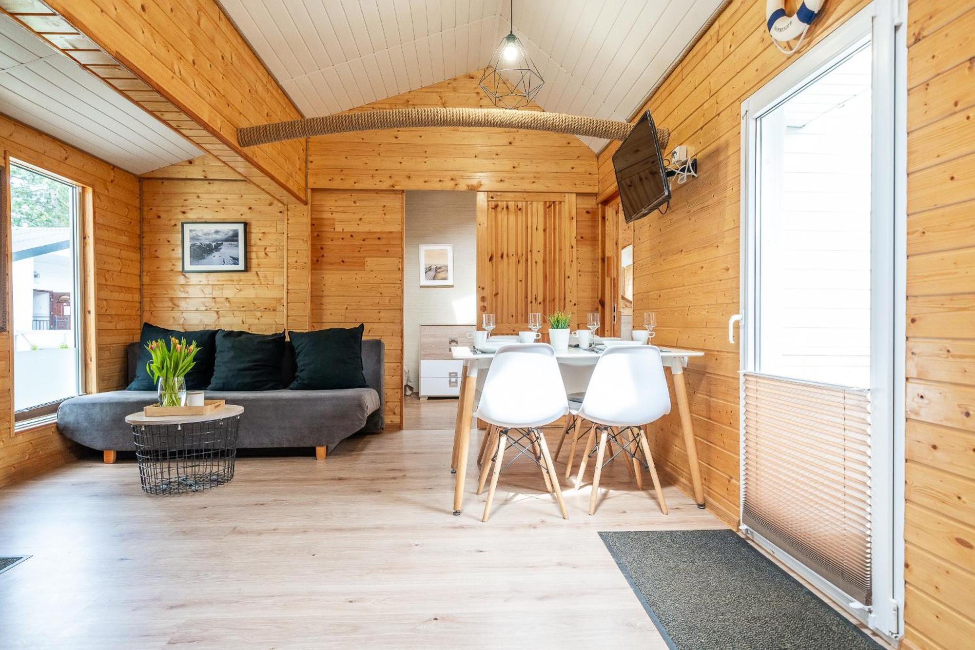 Max Apartamenty - Pokoje - Domki - Restauracja - Basen Mielno  Exteriér fotografie