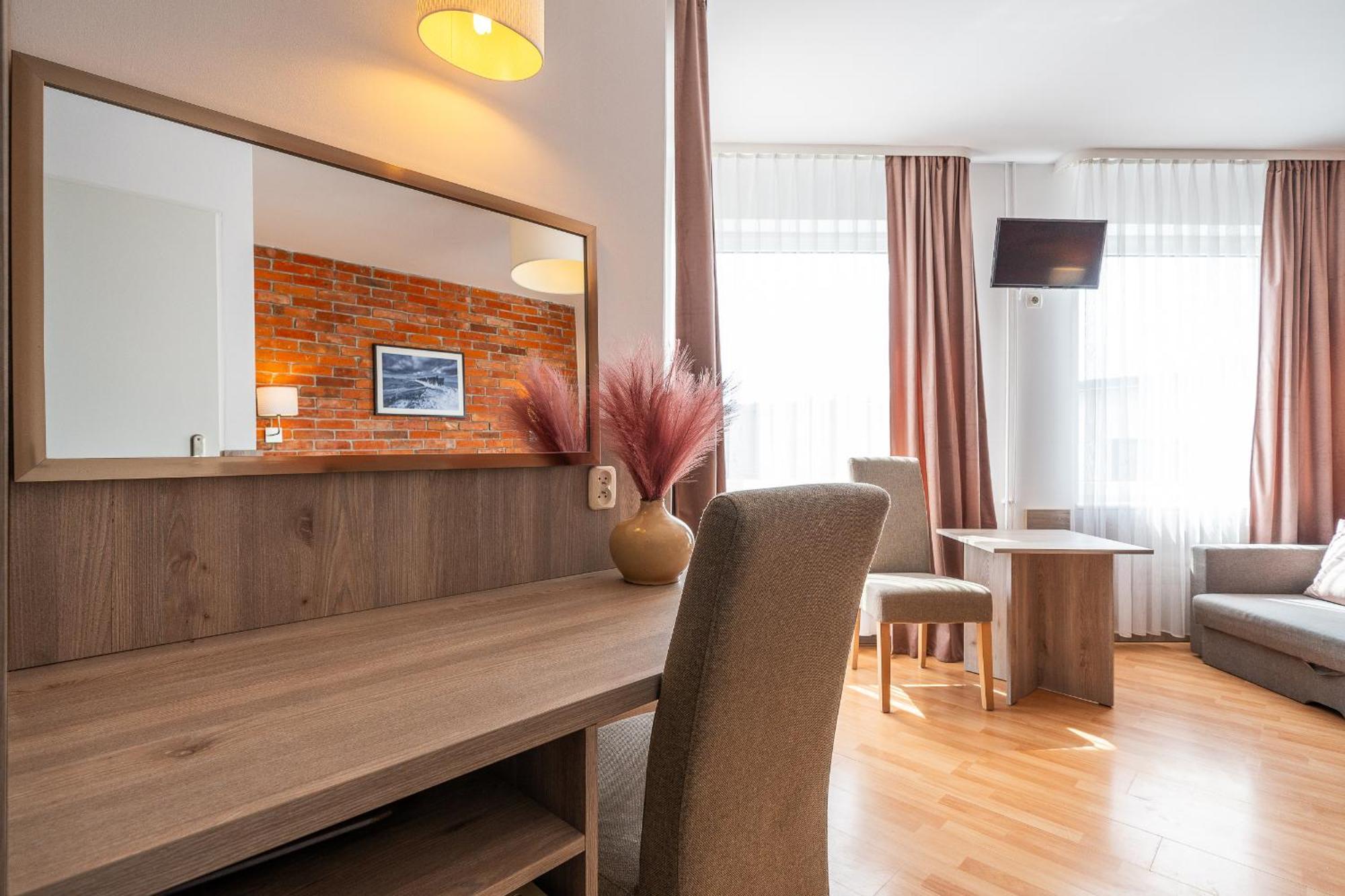 Max Apartamenty - Pokoje - Domki - Restauracja - Basen Mielno  Exteriér fotografie