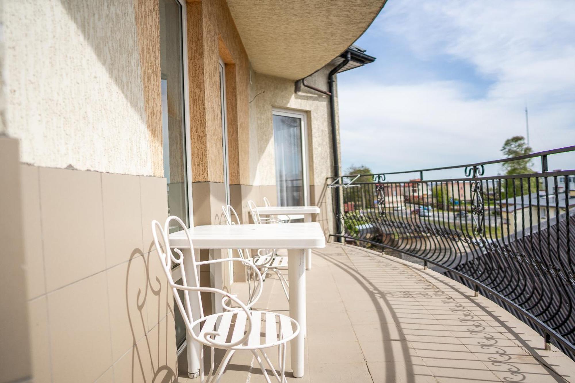 Max Apartamenty - Pokoje - Domki - Restauracja - Basen Mielno  Exteriér fotografie