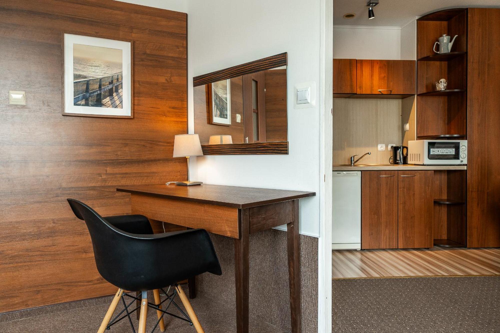 Max Apartamenty - Pokoje - Domki - Restauracja - Basen Mielno  Exteriér fotografie