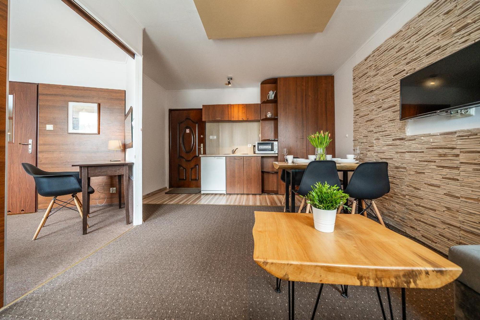 Max Apartamenty - Pokoje - Domki - Restauracja - Basen Mielno  Exteriér fotografie