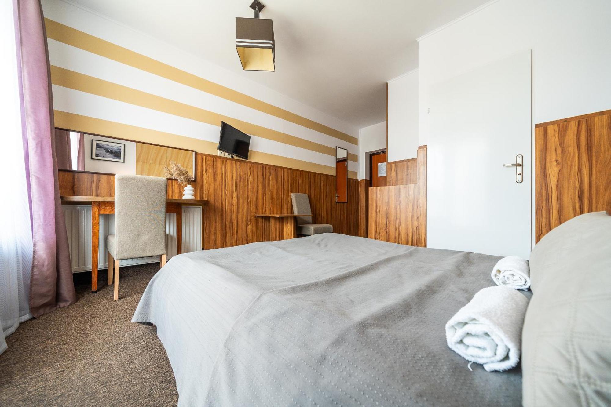 Max Apartamenty - Pokoje - Domki - Restauracja - Basen Mielno  Exteriér fotografie