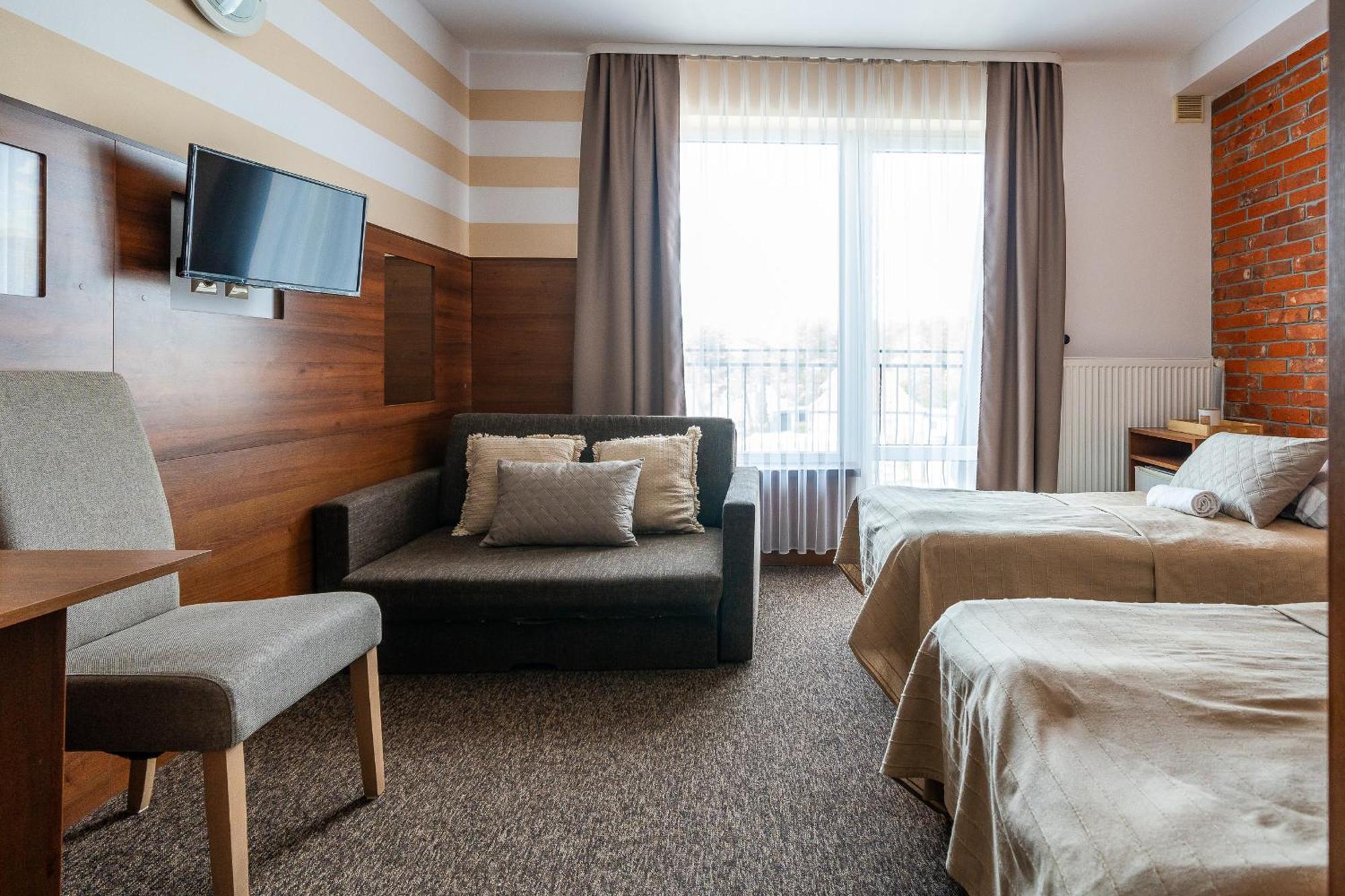 Max Apartamenty - Pokoje - Domki - Restauracja - Basen Mielno  Exteriér fotografie