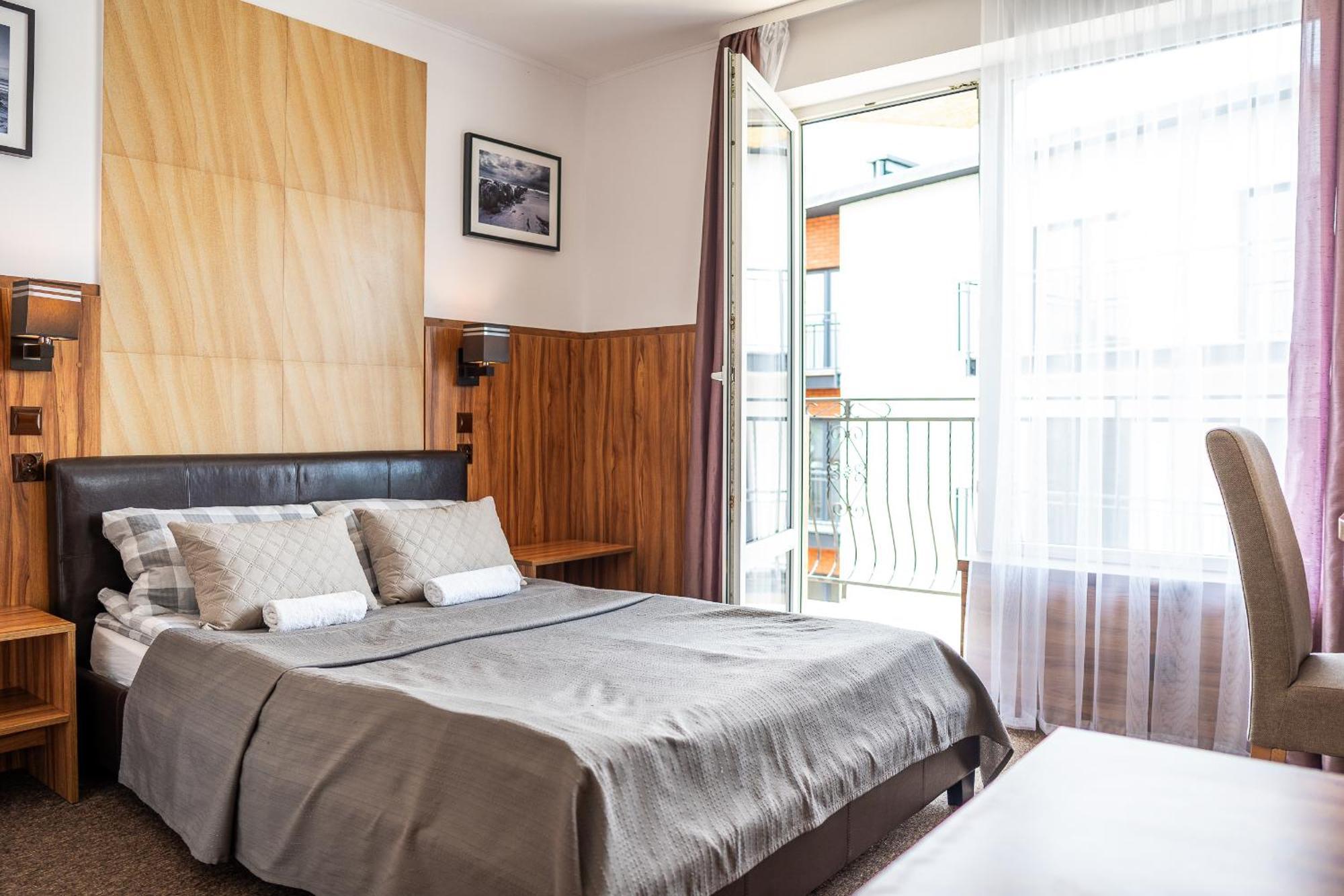 Max Apartamenty - Pokoje - Domki - Restauracja - Basen Mielno  Exteriér fotografie